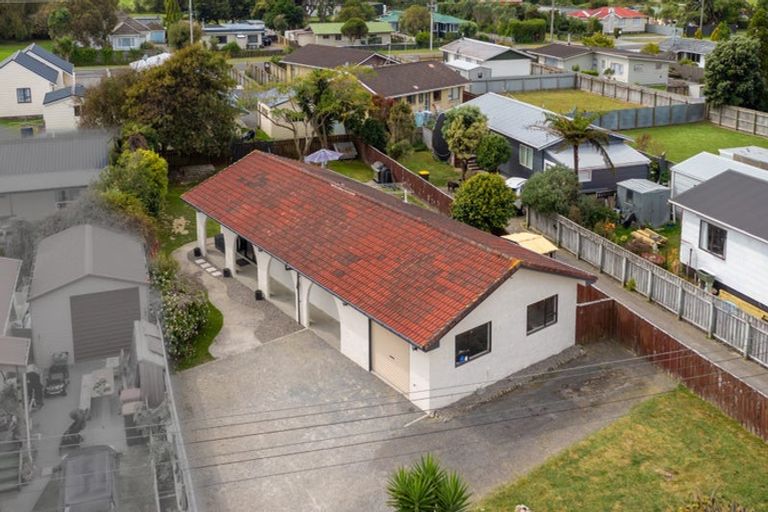 Photo of property in 64 Atkinson Avenue, Otaki Beach, Otaki, 5512