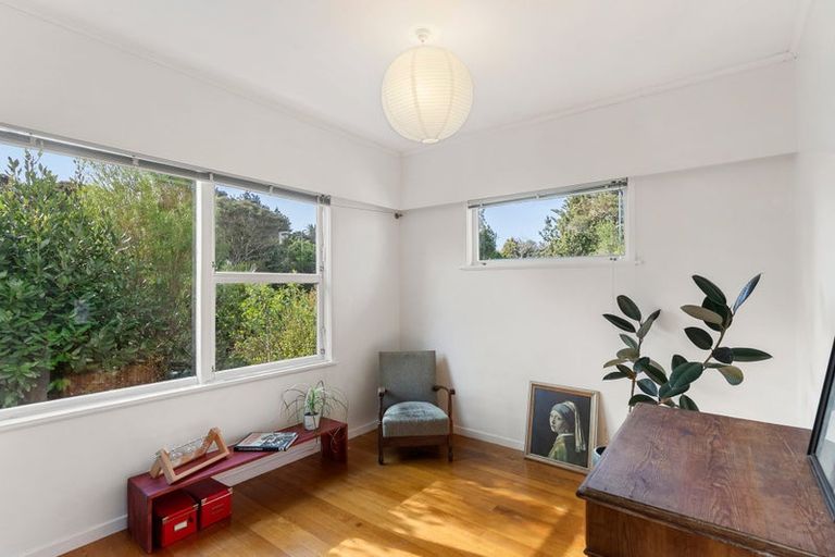 Photo of property in 22 Park Road, Glenfield, Auckland, 0629