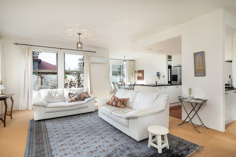 Photo of property in 520 Harewood Road, Harewood, Christchurch, 8051