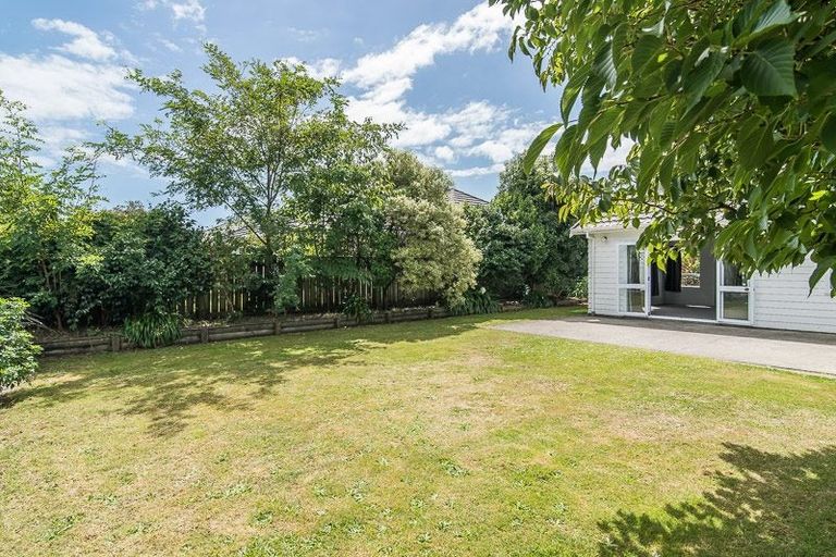 Photo of property in 10 Beachwater Grove, Paraparaumu Beach, Paraparaumu, 5032