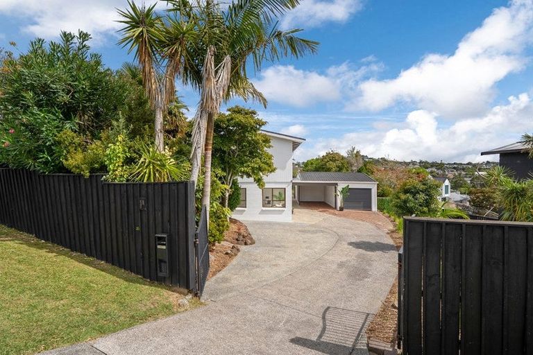 Photo of property in 1a Tainui Street, Torbay, Auckland, 0630