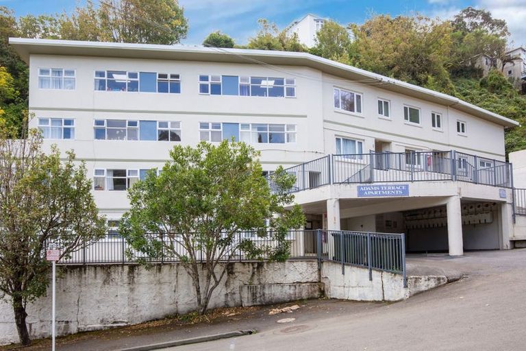 Photo of property in Parkland Flats, 8/51 Adams Terrace, Kelburn, Wellington, 6021