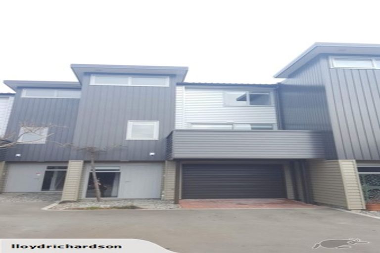 Photo of property in 11/27 The Rigi, Northland, Wellington, 6012