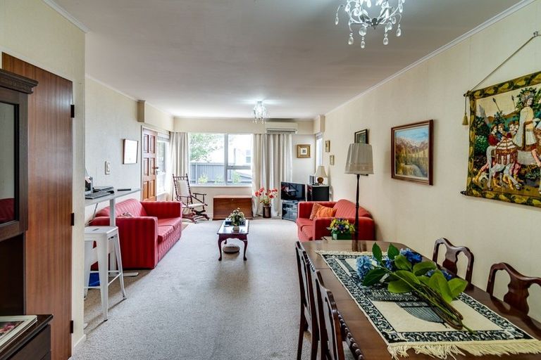 Photo of property in 2/23 Latham Street, Napier South, Napier, 4110