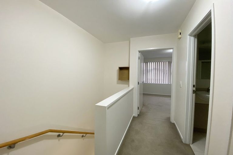 Photo of property in 4/1 Opito Way, East Tamaki, Auckland, 2013