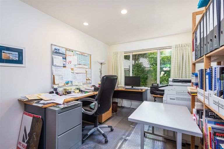 Photo of property in 5 Malthouse Lane, Heathcote Valley, Christchurch, 8022