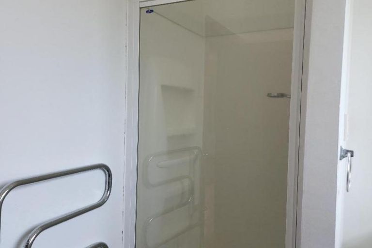 Photo of property in 42 Fitzroy Road, Fitzroy, New Plymouth, 4312