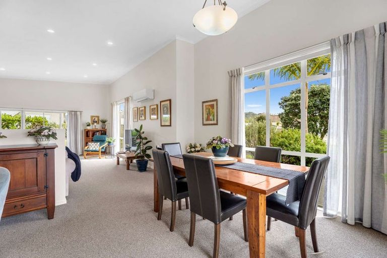 Photo of property in 18 Pacific Place, Whitianga, 3510