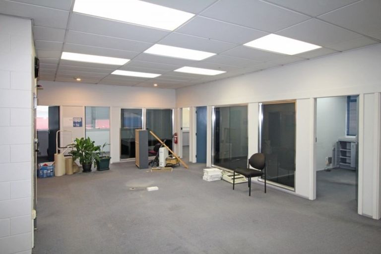 Photo of property in 12 Main North Road, Woodend, 7610