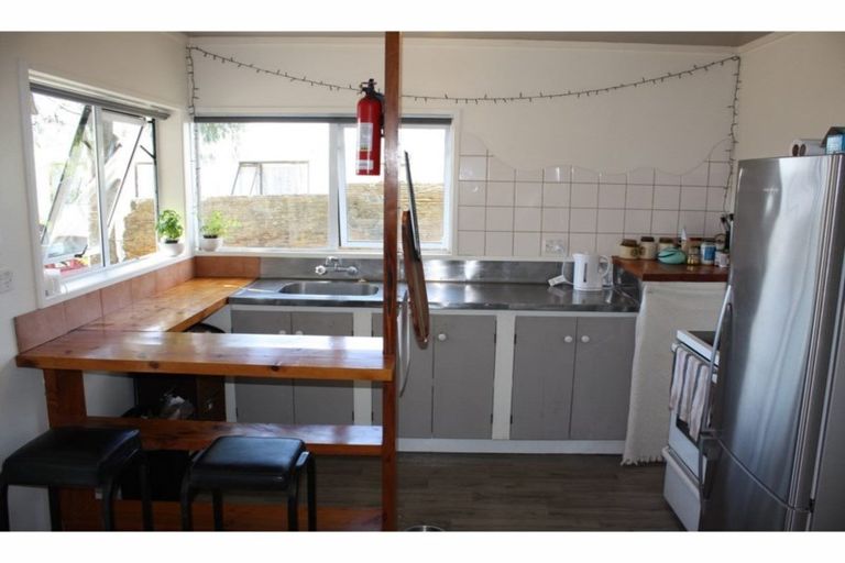 Photo of property in 14 Matakohe Place, Portland, Whangarei, 0178