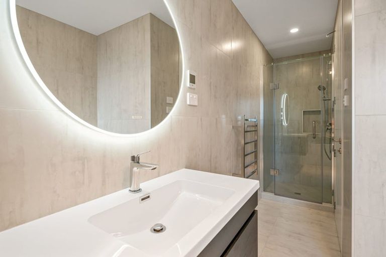 Photo of property in 16 Coopworth Street, Karaka, 2580