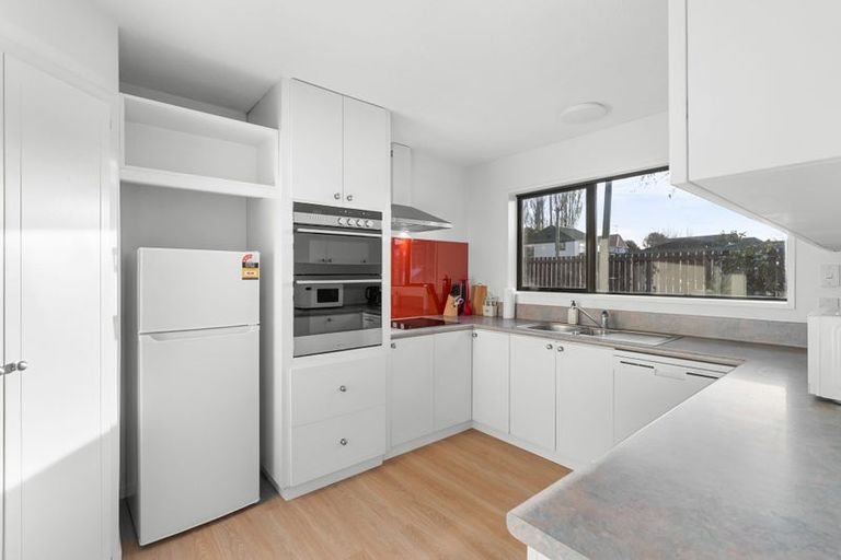 Photo of property in 2 Rubens Place, Burnside, Christchurch, 8053