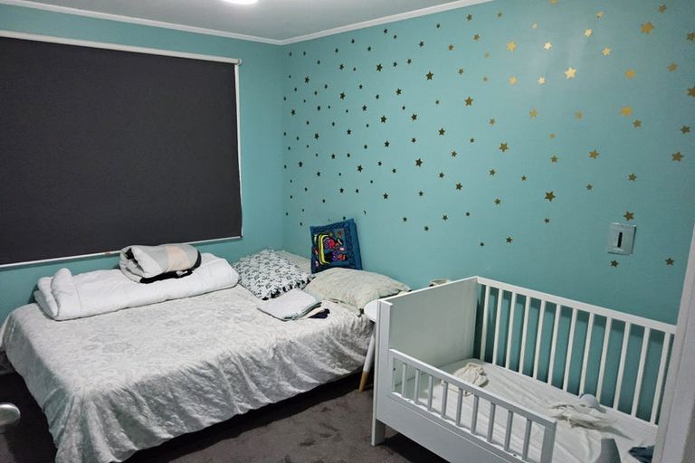 Photo of property in 13 Alton Grove, Masterton, 5810