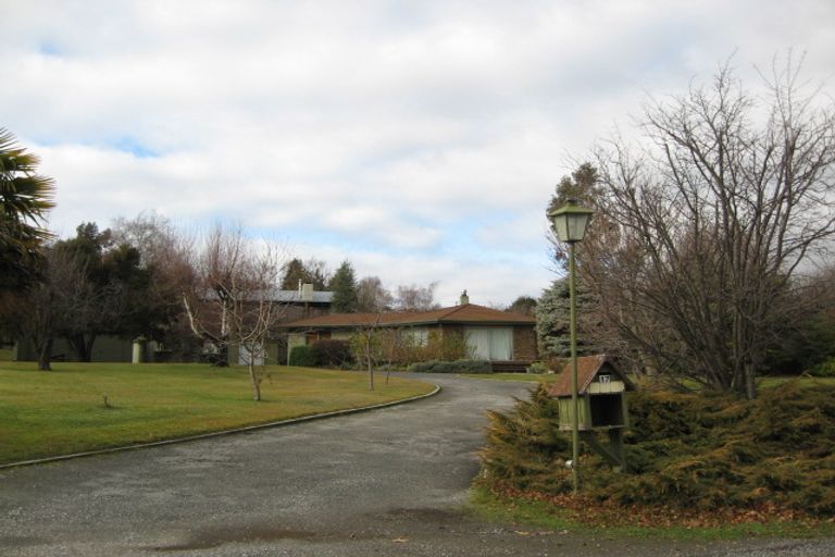 Photo of property in 17 Kidson Lane, Wanaka, 9305