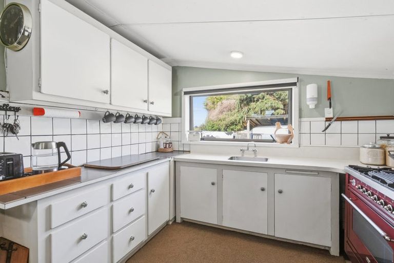 Photo of property in 715 Bluff Highway, Clifton, Invercargill, 9877