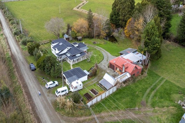 Photo of property in 25 Brown Road, Browns, Winton, 9782