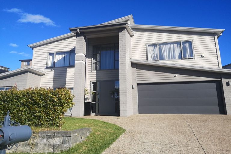 Photo of property in 19 Dawood Place, The Gardens, Auckland, 2105