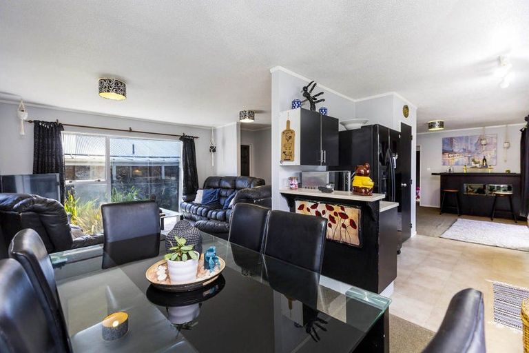 Photo of property in 84 Totara Park Road, Totara Park, Upper Hutt, 5018