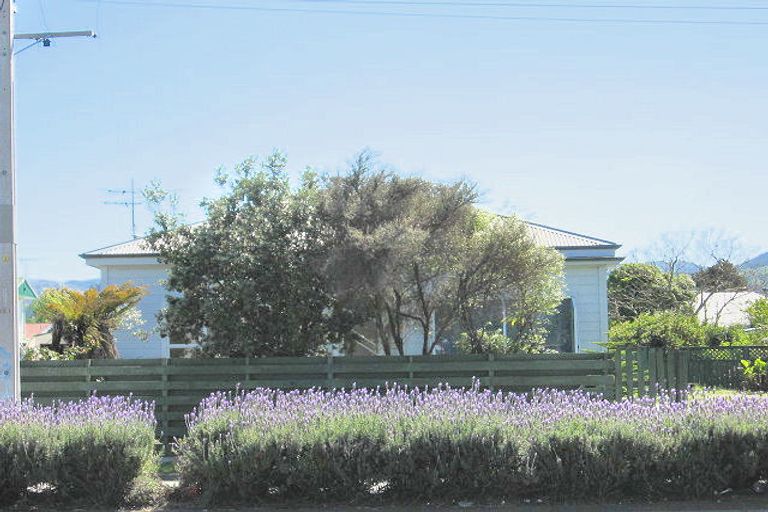 Photo of property in 593 Gladstone Road, Te Hapara, Gisborne, 4010