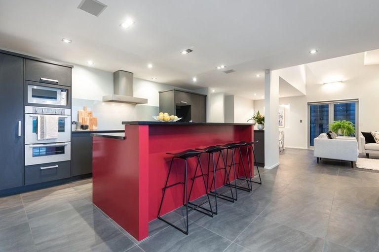 Photo of property in 115 Oriental Parade, Papamoa Beach, Papamoa, 3118