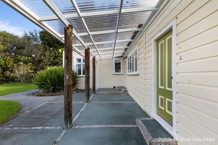 Photo of property in 143 Muhunoa Road East, Ohau, Levin, 5570