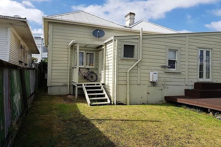 Photo of property in 13 Aitken Terrace, Kingsland, Auckland, 1021