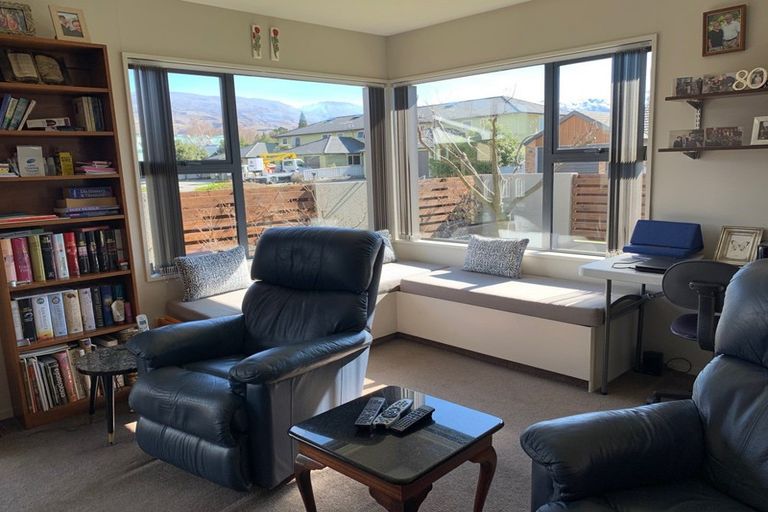 Photo of property in 112 Neplusultra Street, Cromwell, 9310