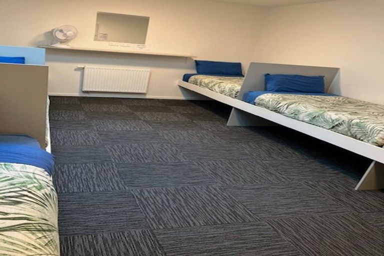 Photo of property in 16 Silverstone Drive, Cromwell, 9384