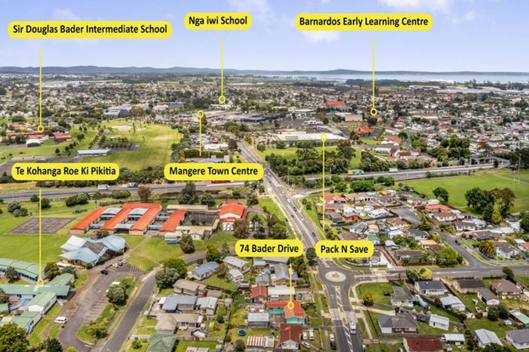 Photo of property in 74 Bader Drive, Mangere, Auckland, 2022