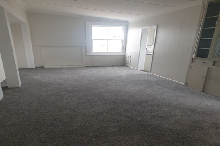 Photo of property in 7 Coles Crescent, Papakura, 2110