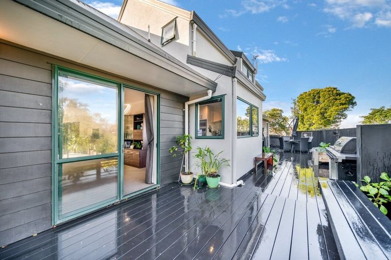 Photo of property in 2/23a Vincent Street, Howick, Auckland, 2014
