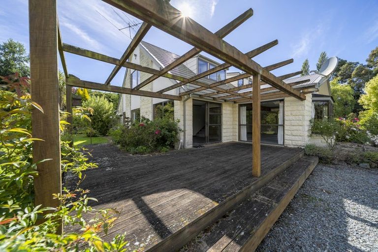 Photo of property in 72 Bush Street, Lumsden, 9730