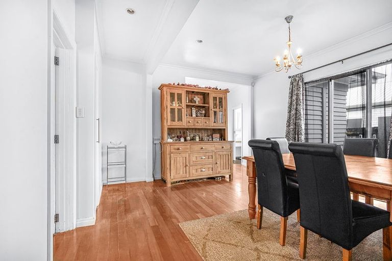 Photo of property in 192 Old Farm Road, Hamilton East, Hamilton, 3216