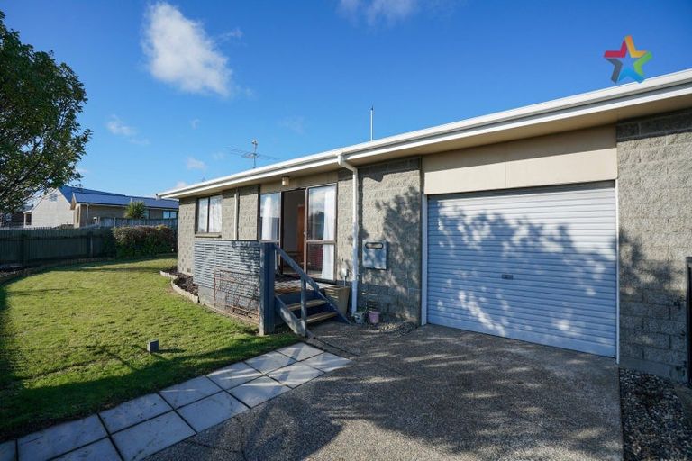 Photo of property in 107 Mavora Crescent, Heidelberg, Invercargill, 9812