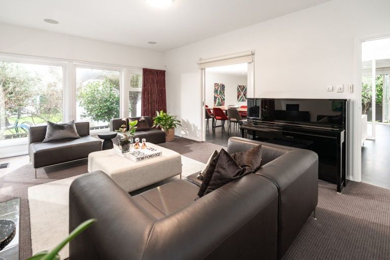 Photo of property in 64 Friend Street, Karori, Wellington, 6012