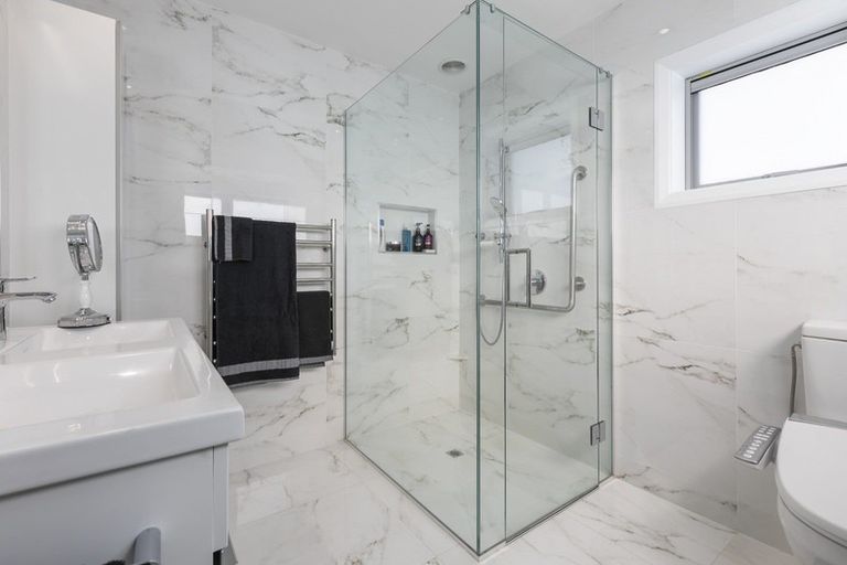 Photo of property in 198b Marine Parade, Mount Maunganui, 3116