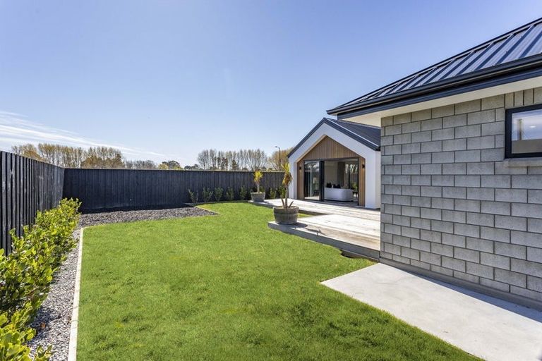 Photo of property in 21 Thirlwall Street, Woodend, 7610