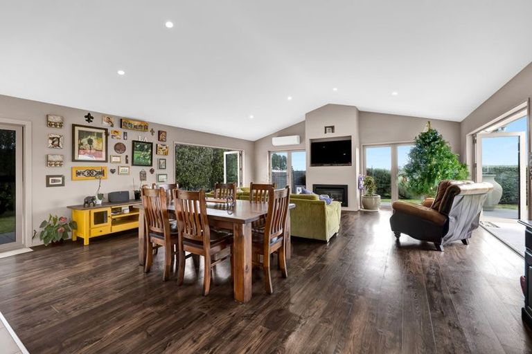 Photo of property in 292a Plymouth Road, Koru, New Plymouth, 4374