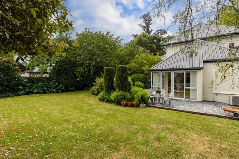 Photo of property in 12 Cephas Close, Sockburn, Christchurch, 8042