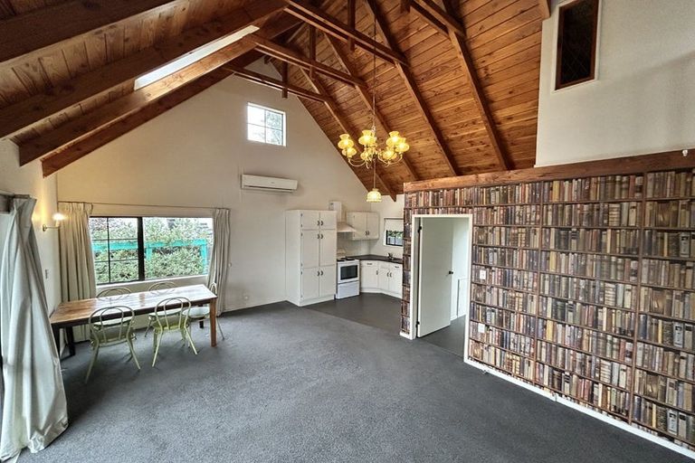 Photo of property in 21 Woodfield Avenue, Roslyn, Palmerston North, 4414