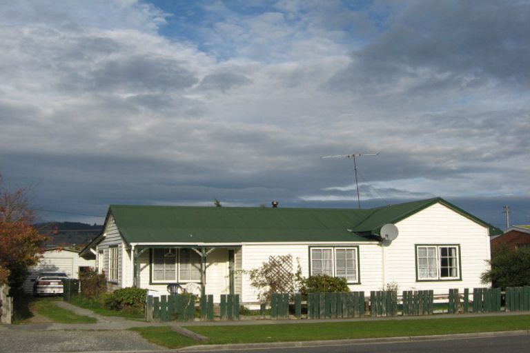 Photo of property in 41 Elderlee Street, Milton, 9220