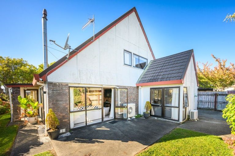 Photo of property in 6 Moerangi Street, West End, Palmerston North, 4410