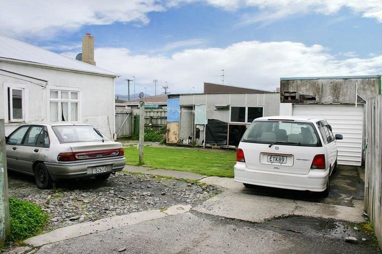 Photo of property in 19 Melbourne Street, South Dunedin, Dunedin, 9012