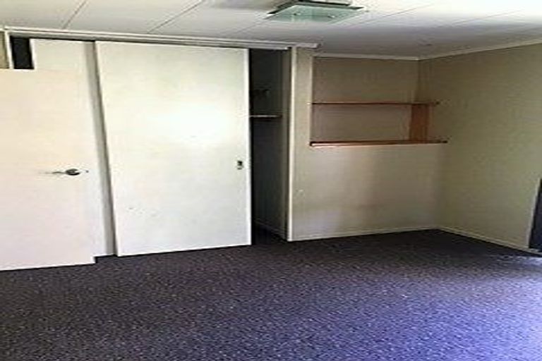 Photo of property in 31 Renown Road, Raumati South, Paraparaumu, 5032