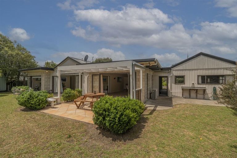 Photo of property in 10 Marquet Place, Tairua, 3508