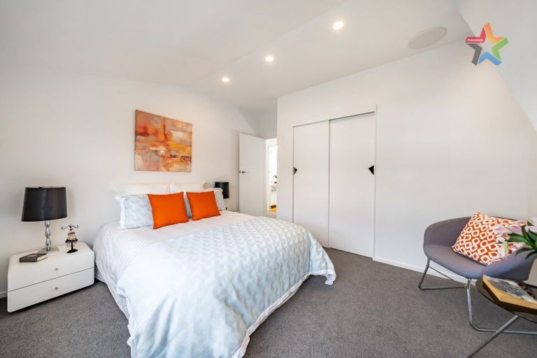 Photo of property in 40a Viewmont Drive, Harbour View, Lower Hutt, 5010