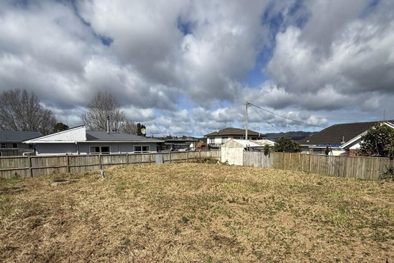 Photo of property in 9 Ambrosia Avenue, Henderson, 0612