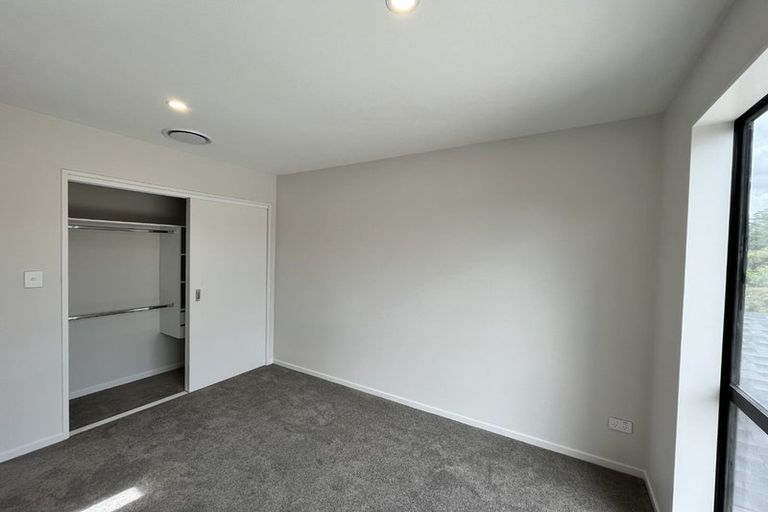 Photo of property in 14a Kinleith Way, Albany, Auckland, 0632