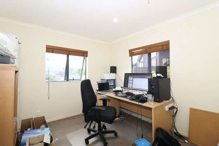 Photo of property in 8 Bretton Lane, Howick, Auckland, 2014