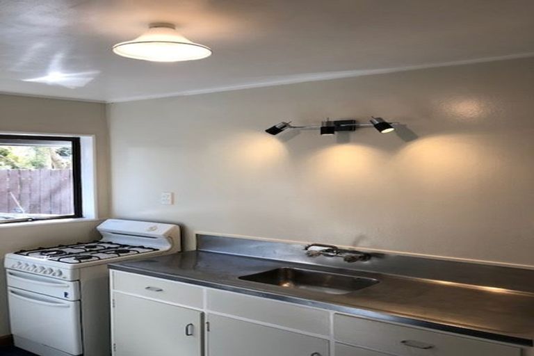 Photo of property in 1/17 Valentine Street, Alicetown, Lower Hutt, 5010